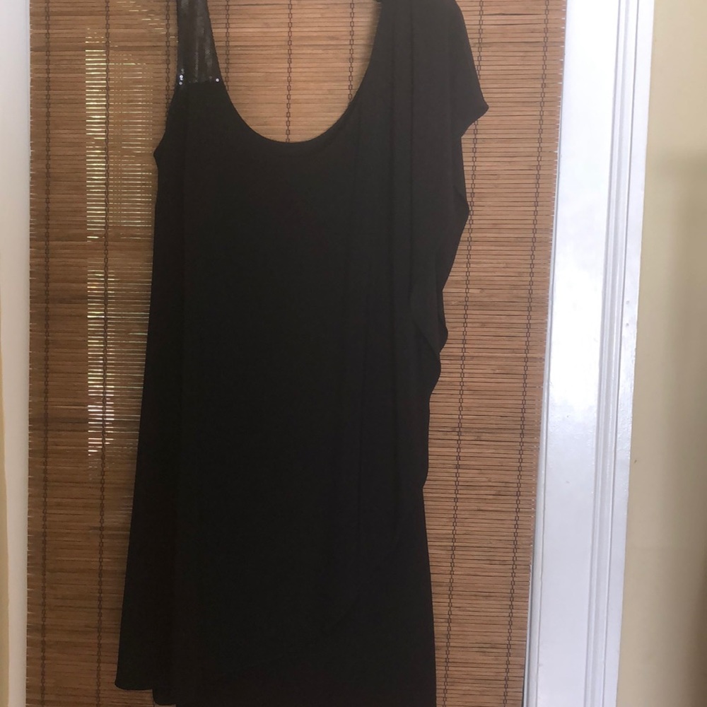 Black dressy cocktail dress